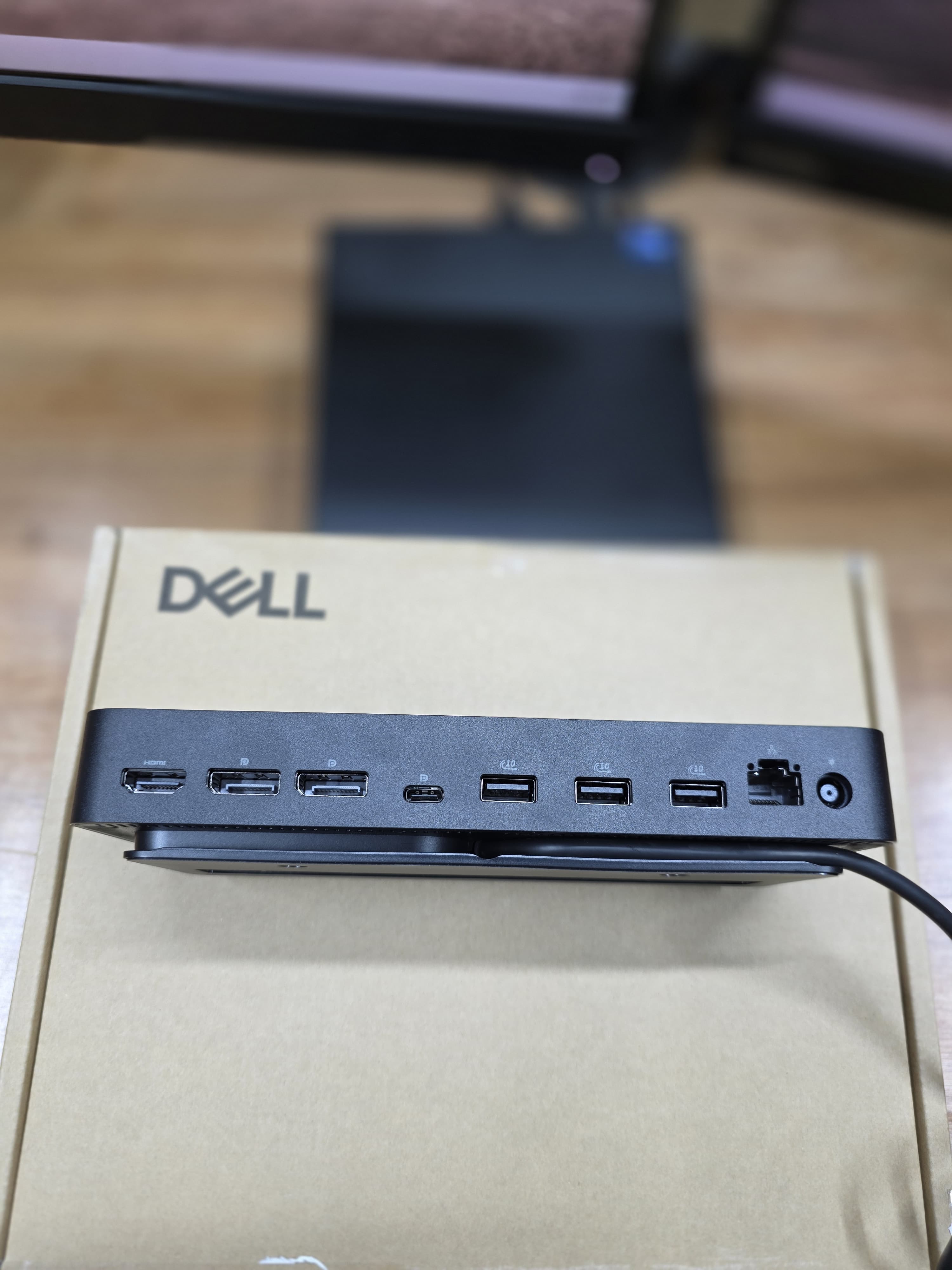 Brand new dell WD25 Docking station
