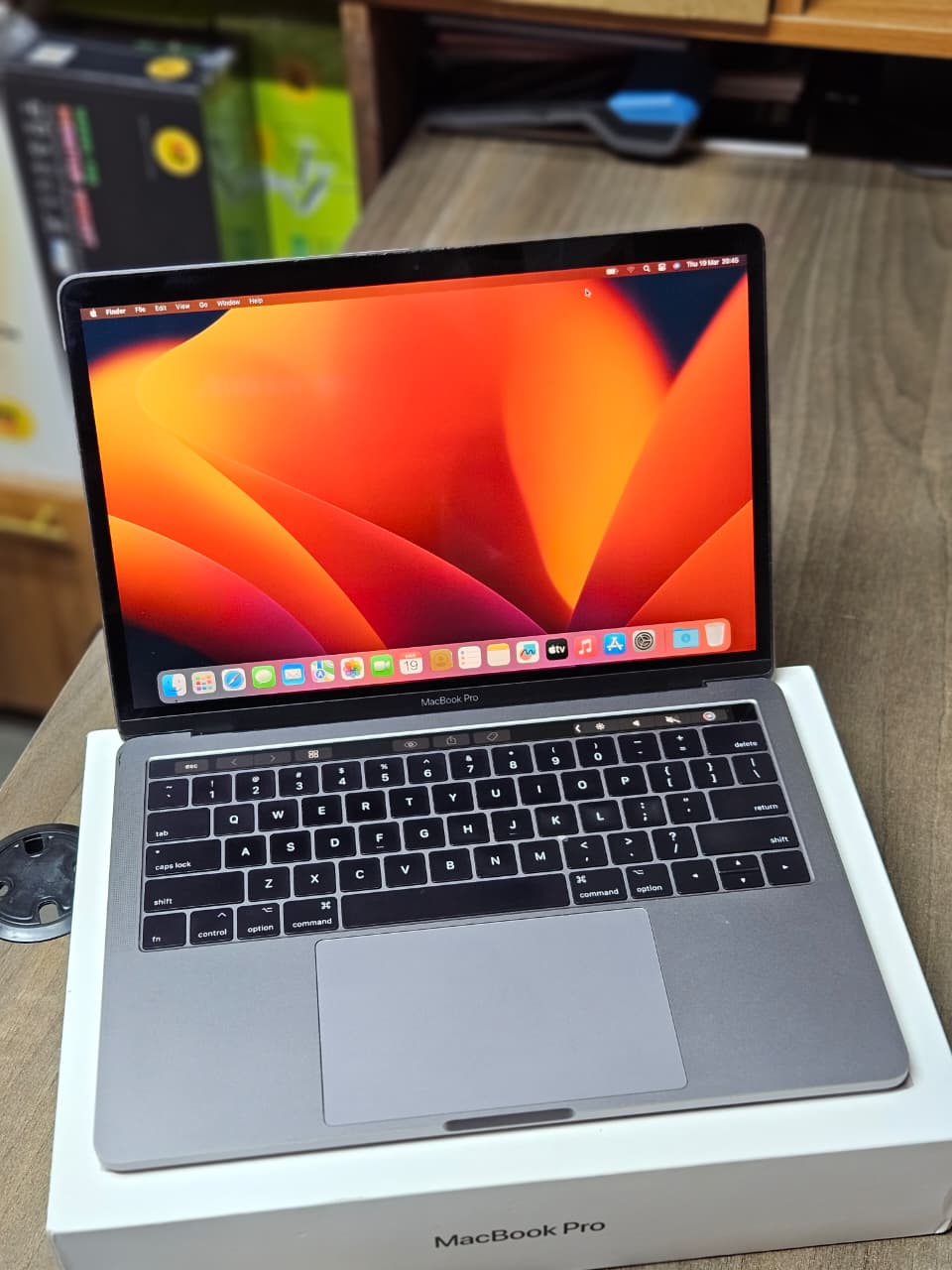 MacBook pro 2017 model A1708