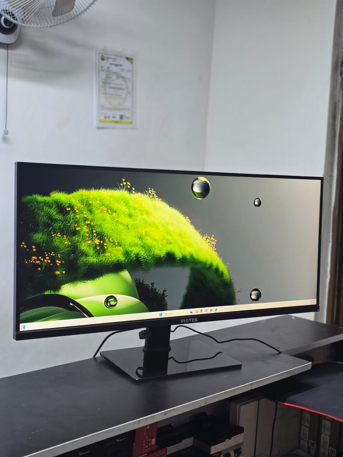 Viotek 34 inch monitor