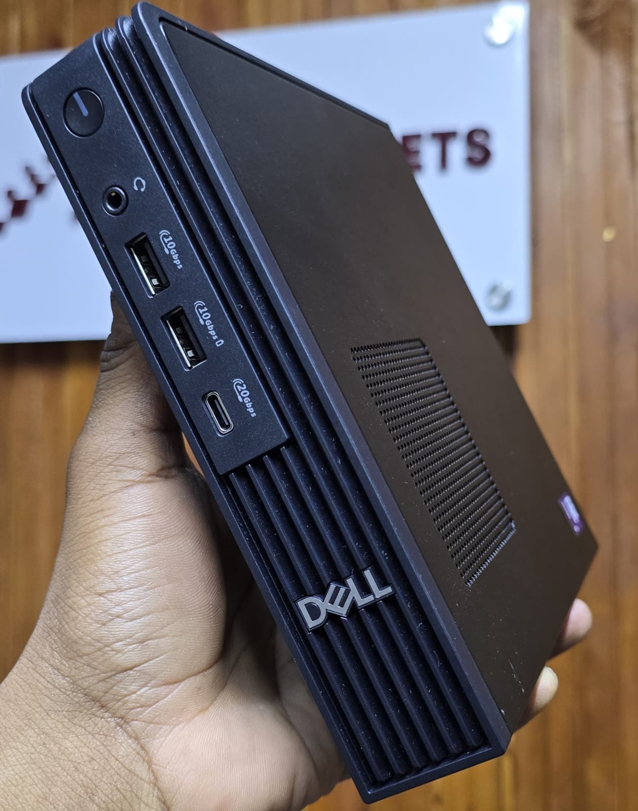Dell Optiplex 7000